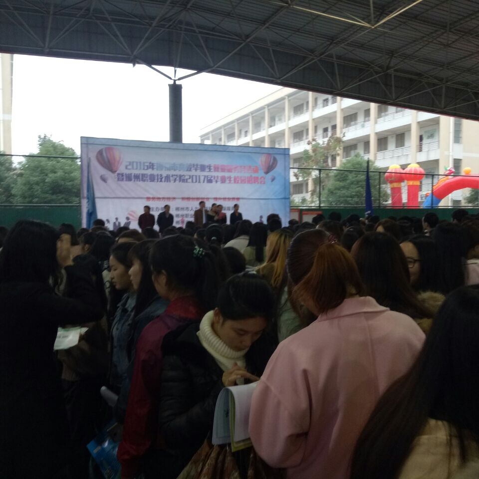 不銹鋼制管機,制管設備,鈦管設備,復合管制管機 不銹鋼制管機,制管設備,鈦管設備,復合管制管機